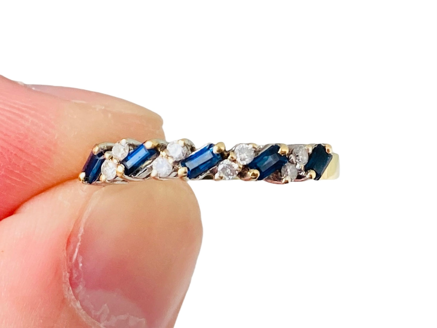 18ct Gold Sapphire & Diamond Ring