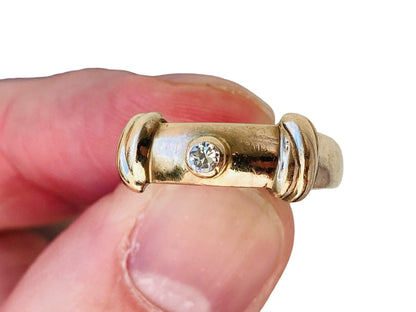 9ct Gold Diamond Ring