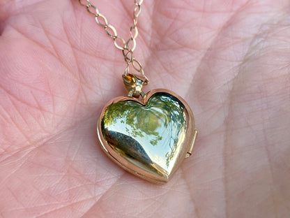 9ct Gold Locket Pendant With Necklace