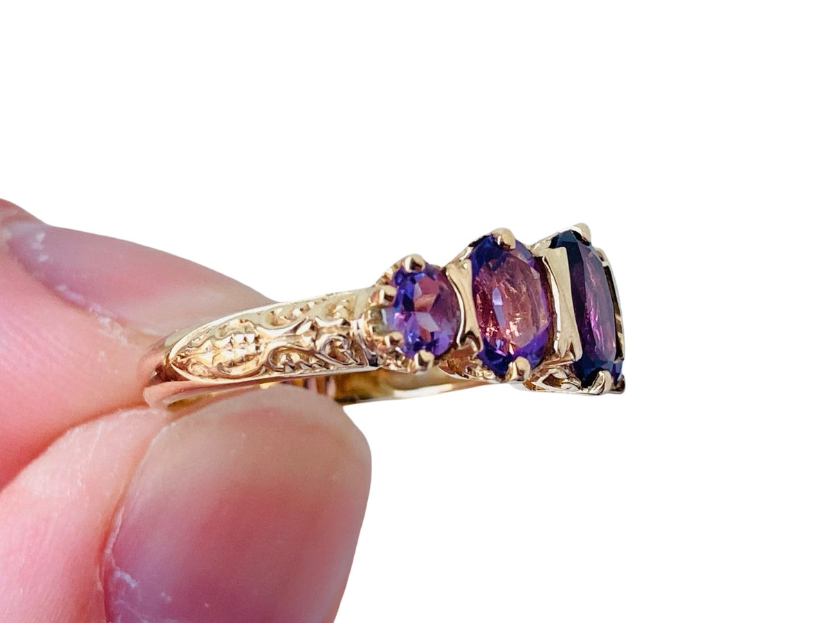9ct Gold Amethyst Ring