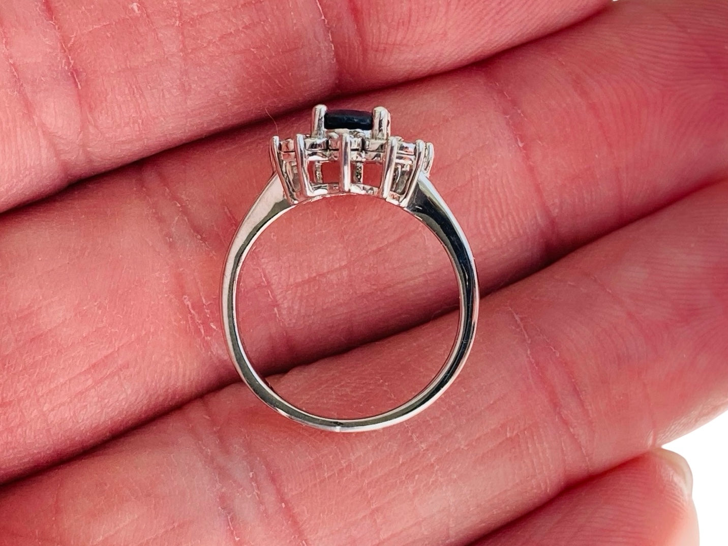 9ct Gold Sapphire & Diamond Ring