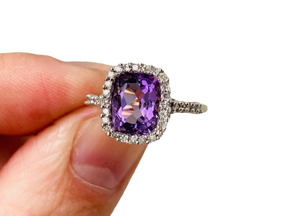 9ct Gold Amethyst & Diamond Ring