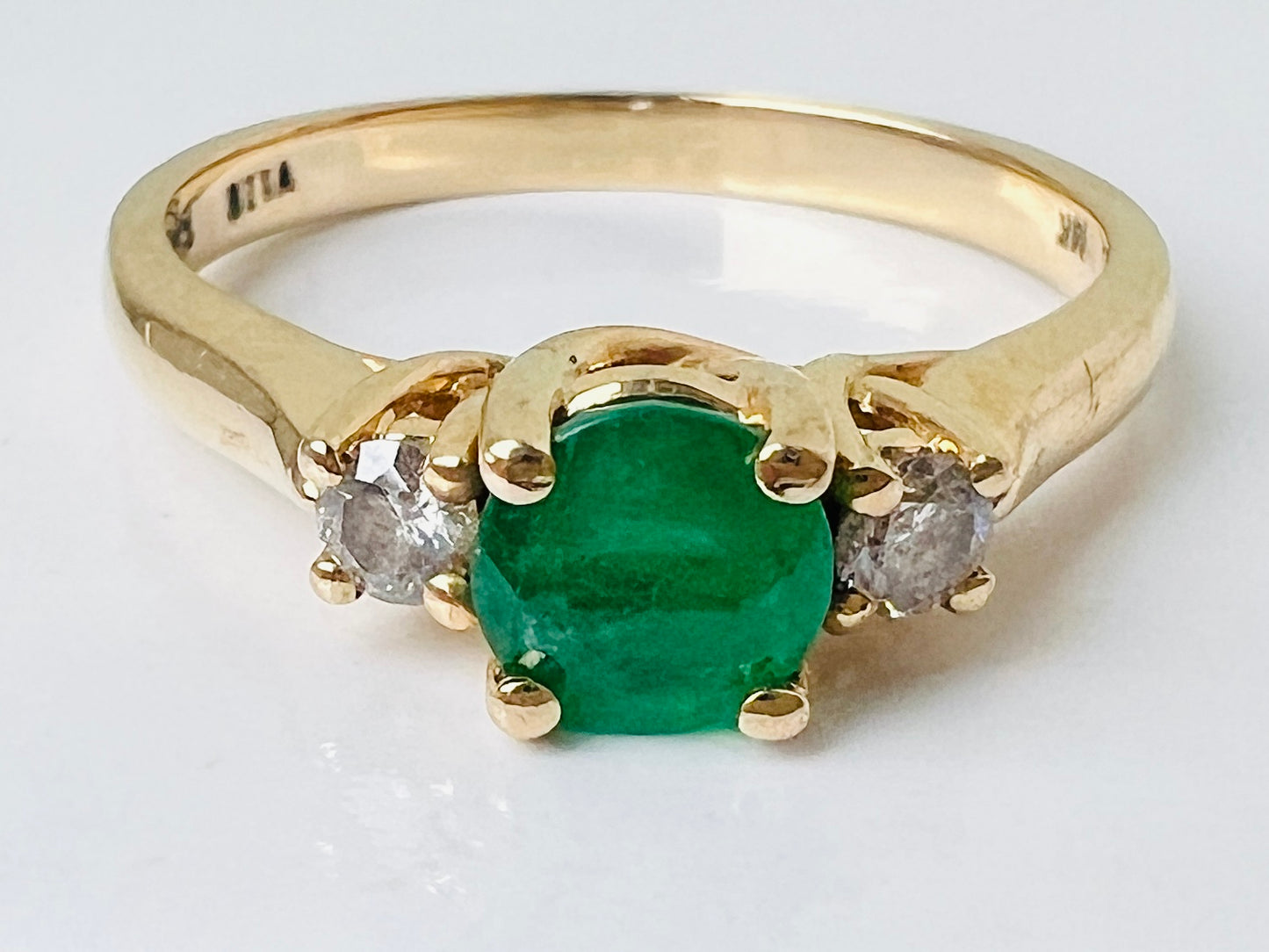 14ct Gold Emerald & Diamond Ring