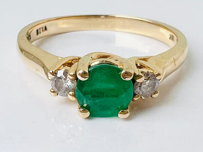 14ct Gold Emerald & Diamond Ring
