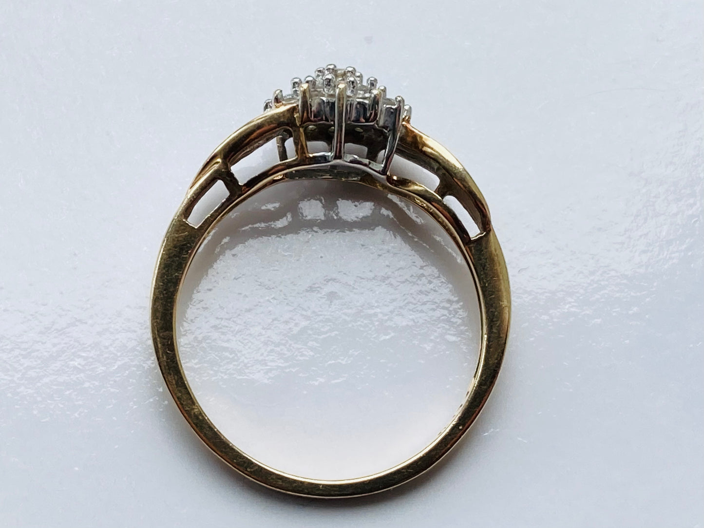 9ct Gold Diamond Ring