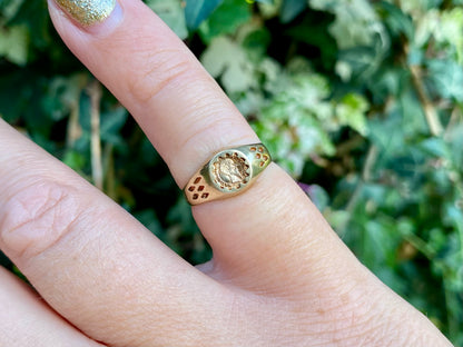 Vintage 9ct Gold Coin Ring