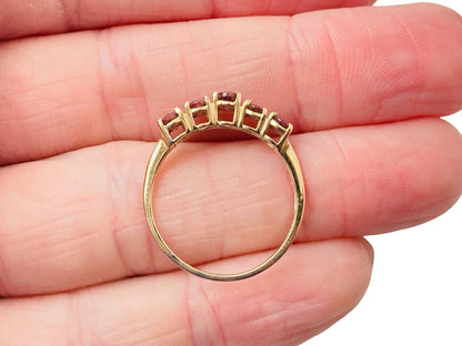 9ct Gold Garnet Ring