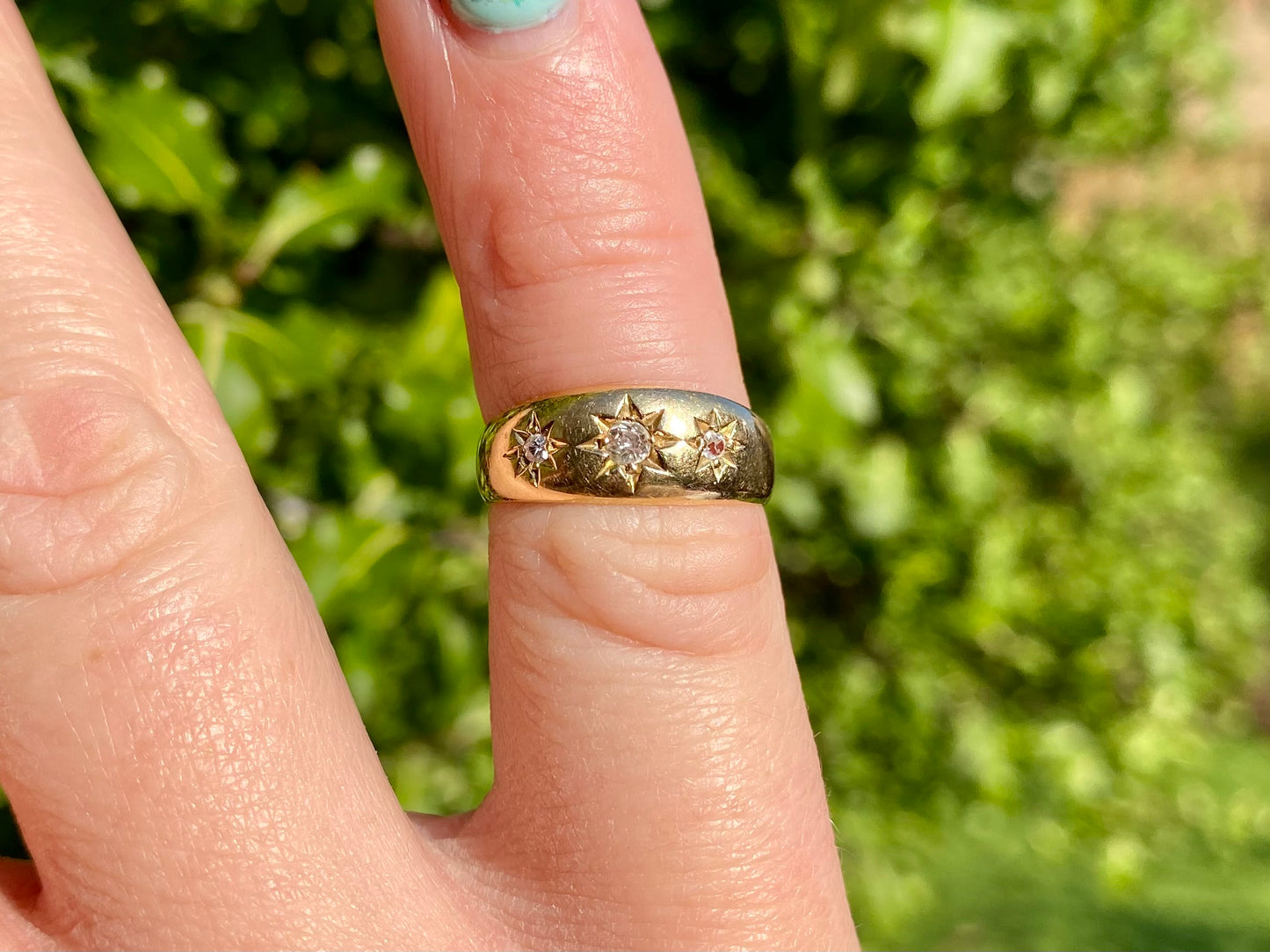 Antique 18ct Gold Three-Stone Diamond Ring