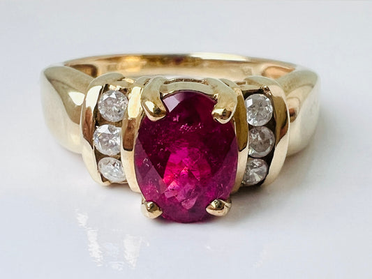 9ct Gold Rhodolite Garnet & Diamond Ring