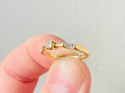 18ct Gold Diamond Ring