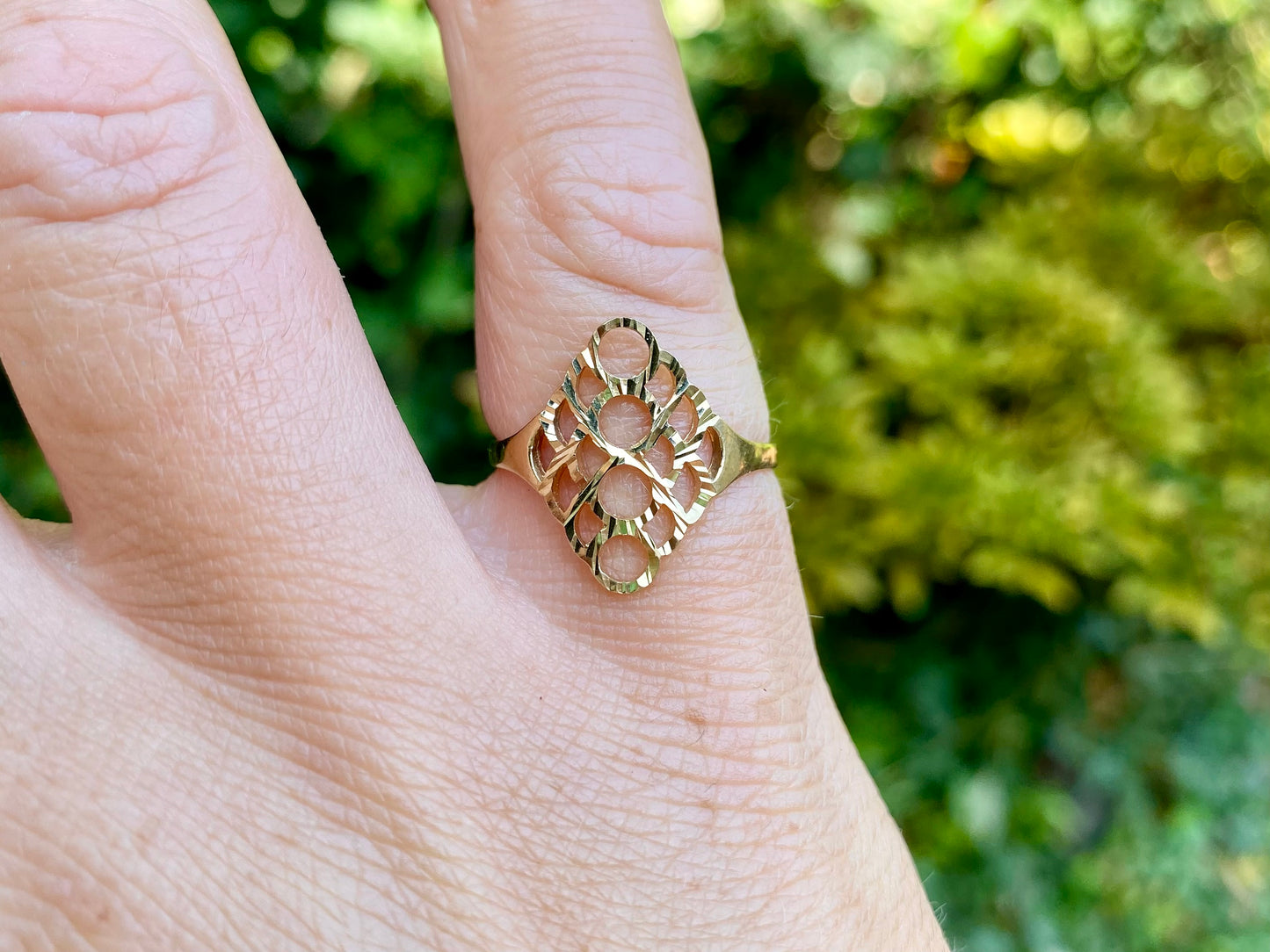 Vintage 9ct Gold Filigree Ring