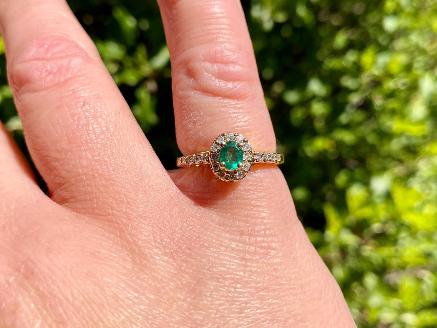 14ct Gold Emerald & Diamond Ring