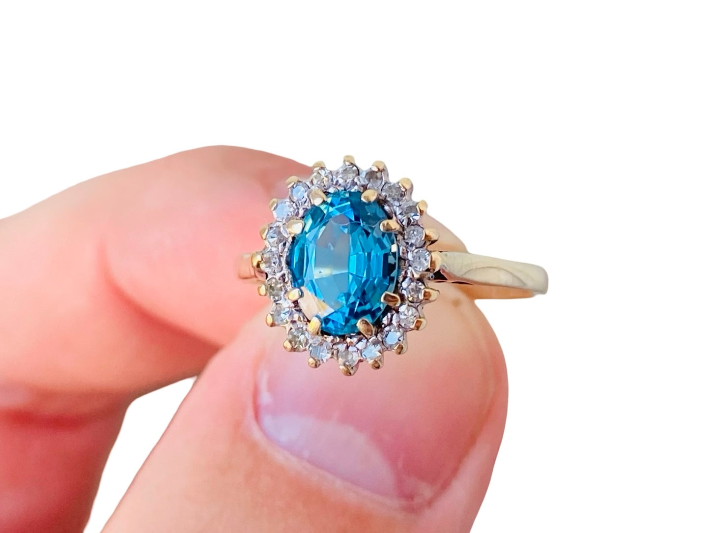 Vintage 9ct Gold Topaz & Diamond Ring