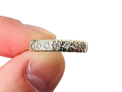 9ct Gold Diamond Ring