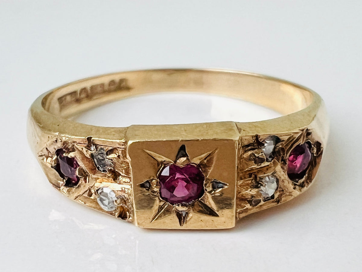 Vintage 9ct Gold Starburst Ruby & Diamond Ring