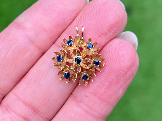 Vintage 14ct Gold Sapphire Pendant