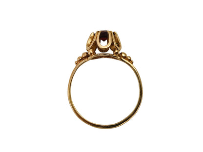 Vintage 9ct Gold Garnet Ring