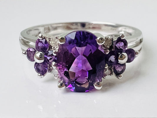 9ct Gold Amethyst & Diamond Ring