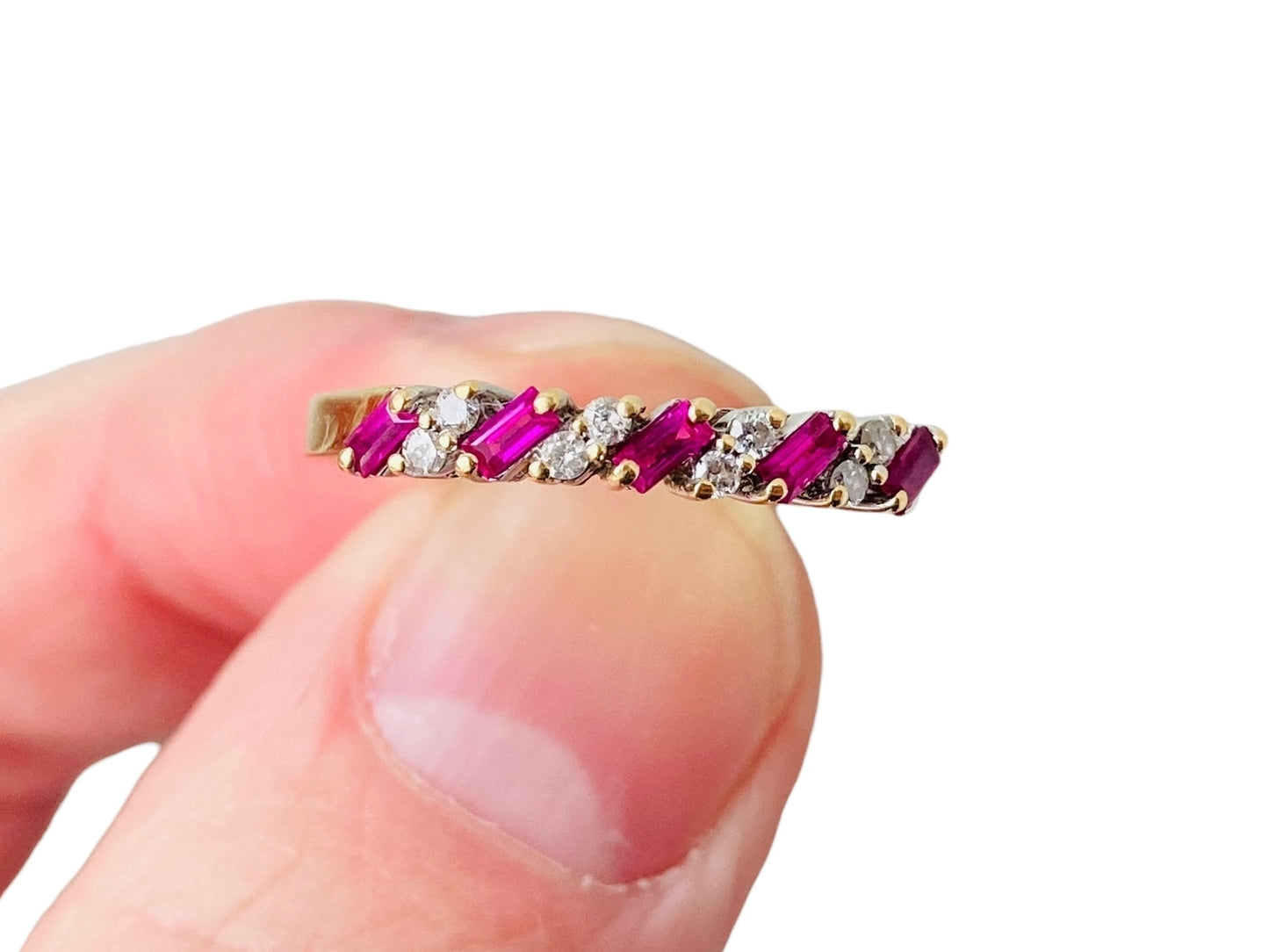 18ct Gold Ruby & Diamond Ring