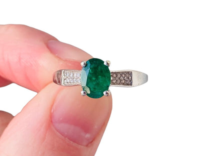 9ct Gold Emerald & Zircon Ring