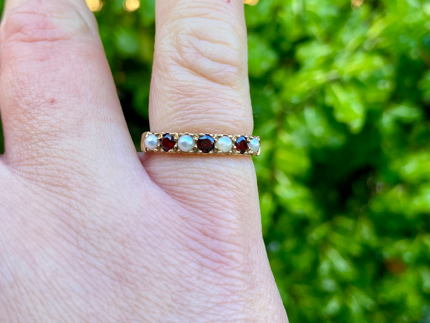 Vintage 9ct Gold Opal & Garnet Ring