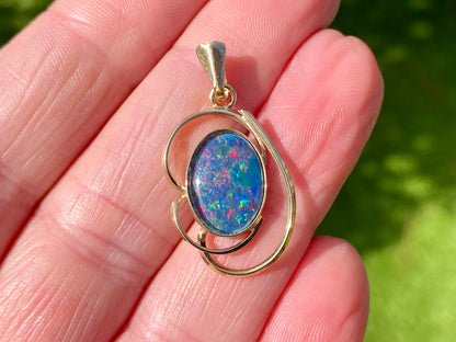 Vintage 9ct Gold Opal Pendant