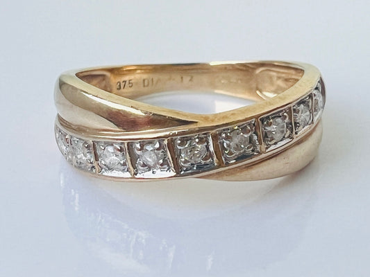9ct Gold Diamond Crossover Ring