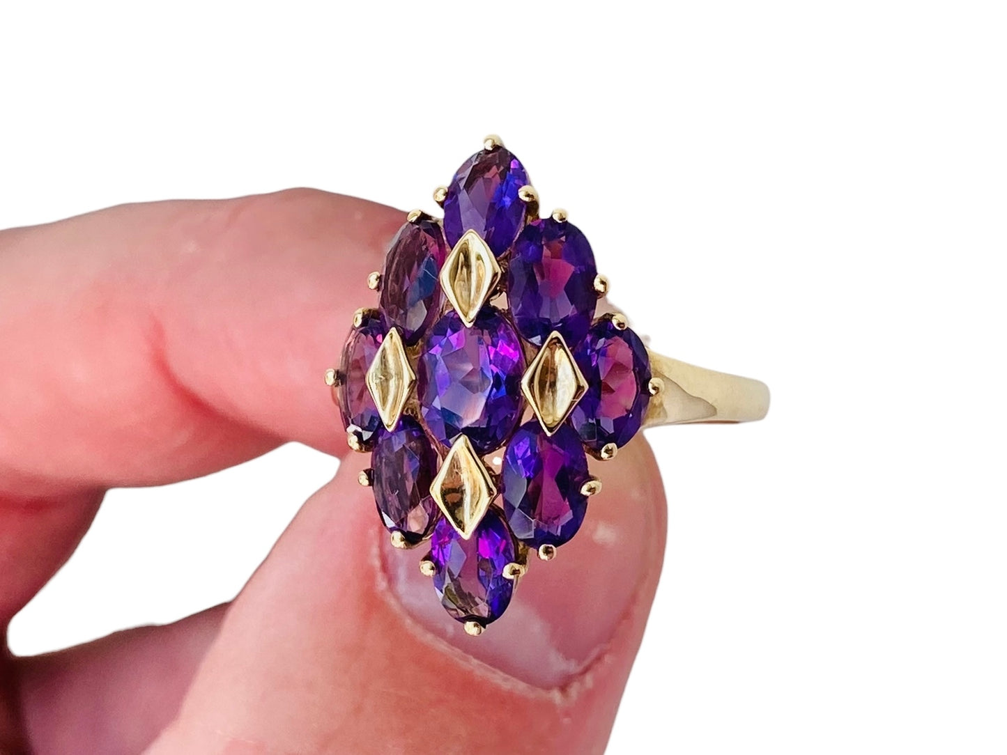 9ct Gold Amethyst Ring