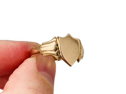 Vintage 9ct Gold Shield Signet Ring