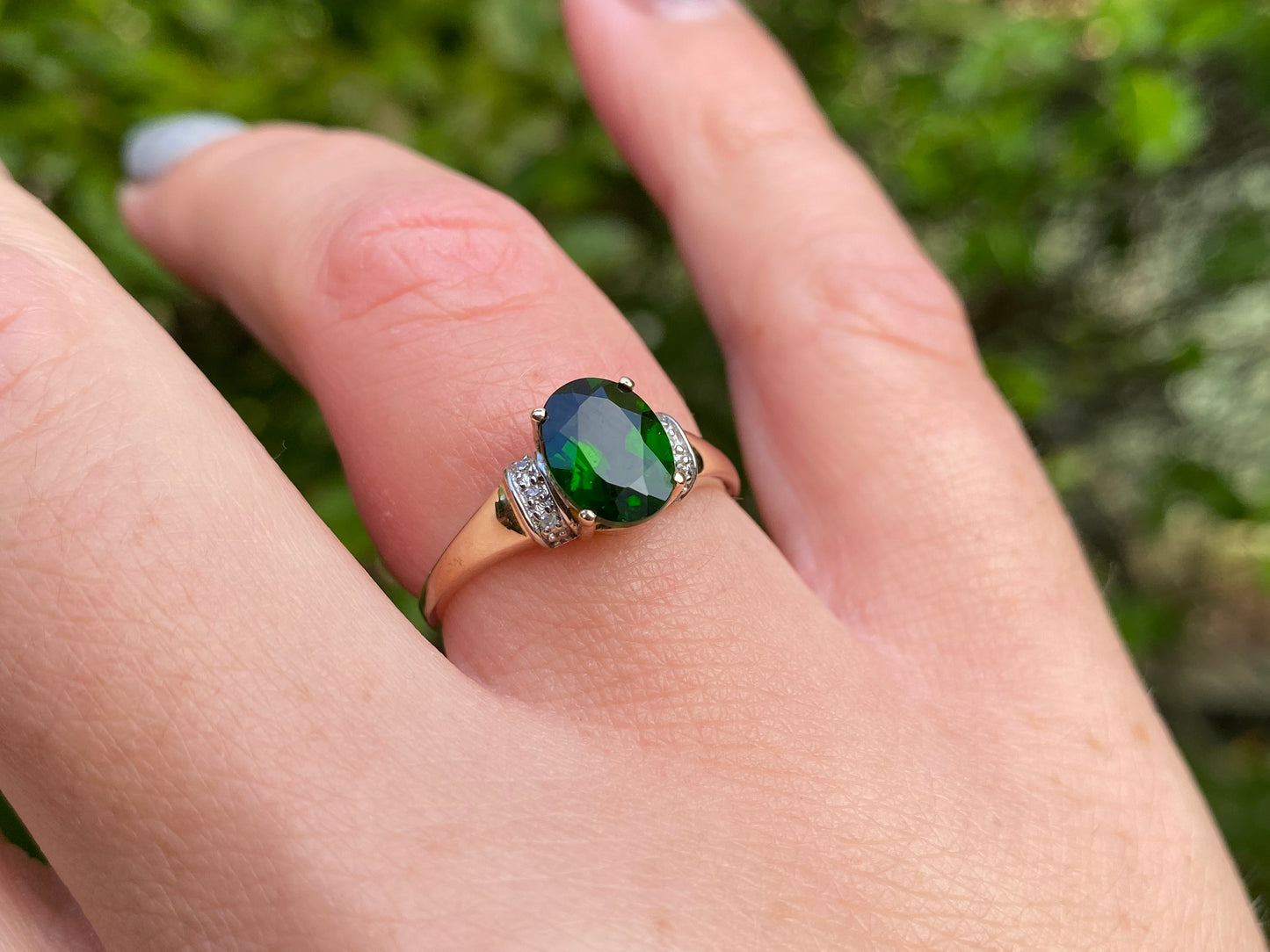 9ct Gold Diopside & Diamond Ring