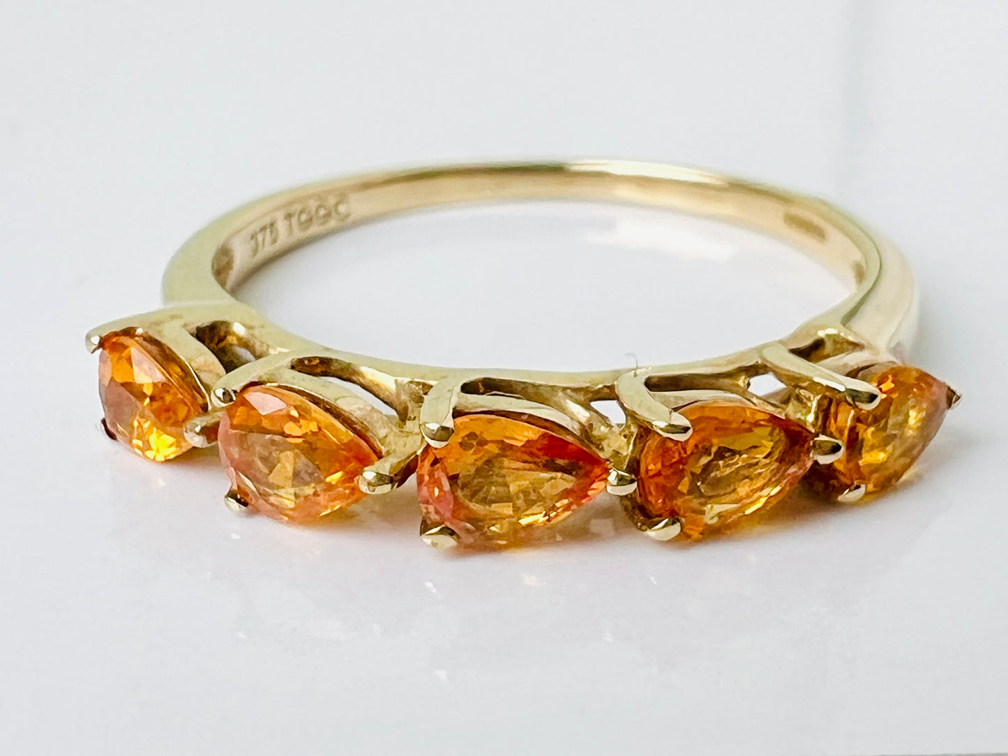 9ct Gold Orange Sapphire Ring