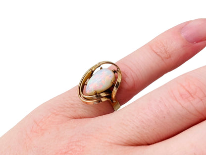 Vintage 9ct Gold Opal Ring