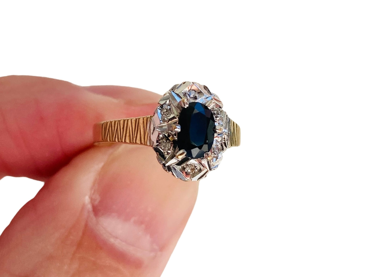 Vintage 9ct Gold Sapphire & Diamond Ring