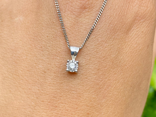9ct Gold Diamond Pendant With Necklace