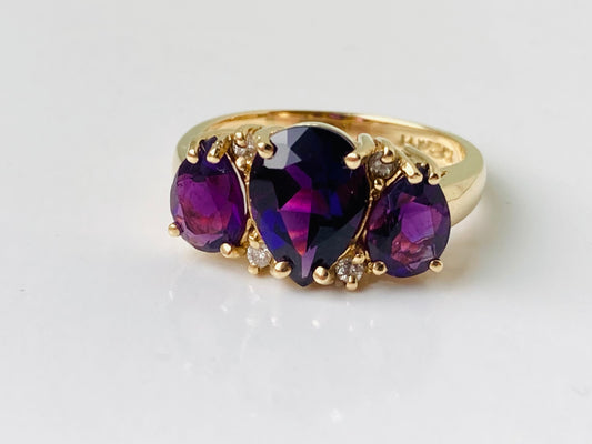 14ct Gold Amethyst & Diamond Ring