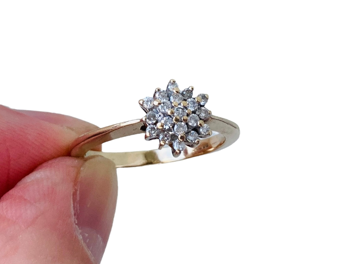 9ct Gold Diamond Ring
