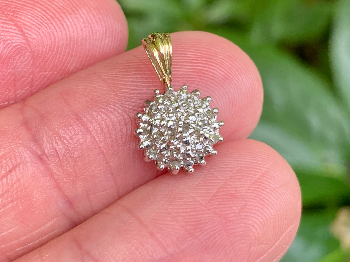 9ct Gold Diamond Cluster Pendant