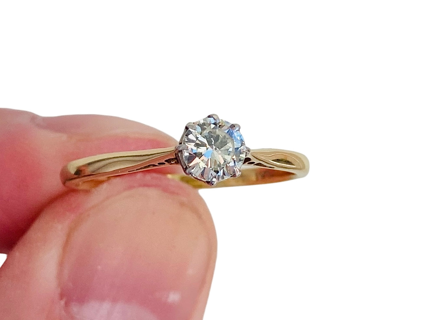 Vintage18ct Gold Diamond Solitaire Ring