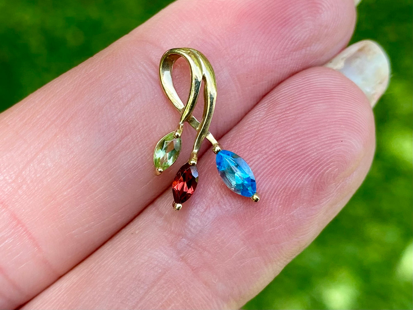 9ct Gold Multi-Gemstone Pendant