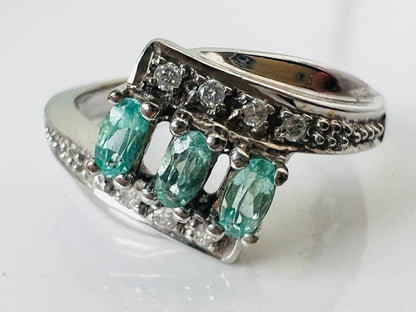 9ct Gold Apatite & Diamond Ring