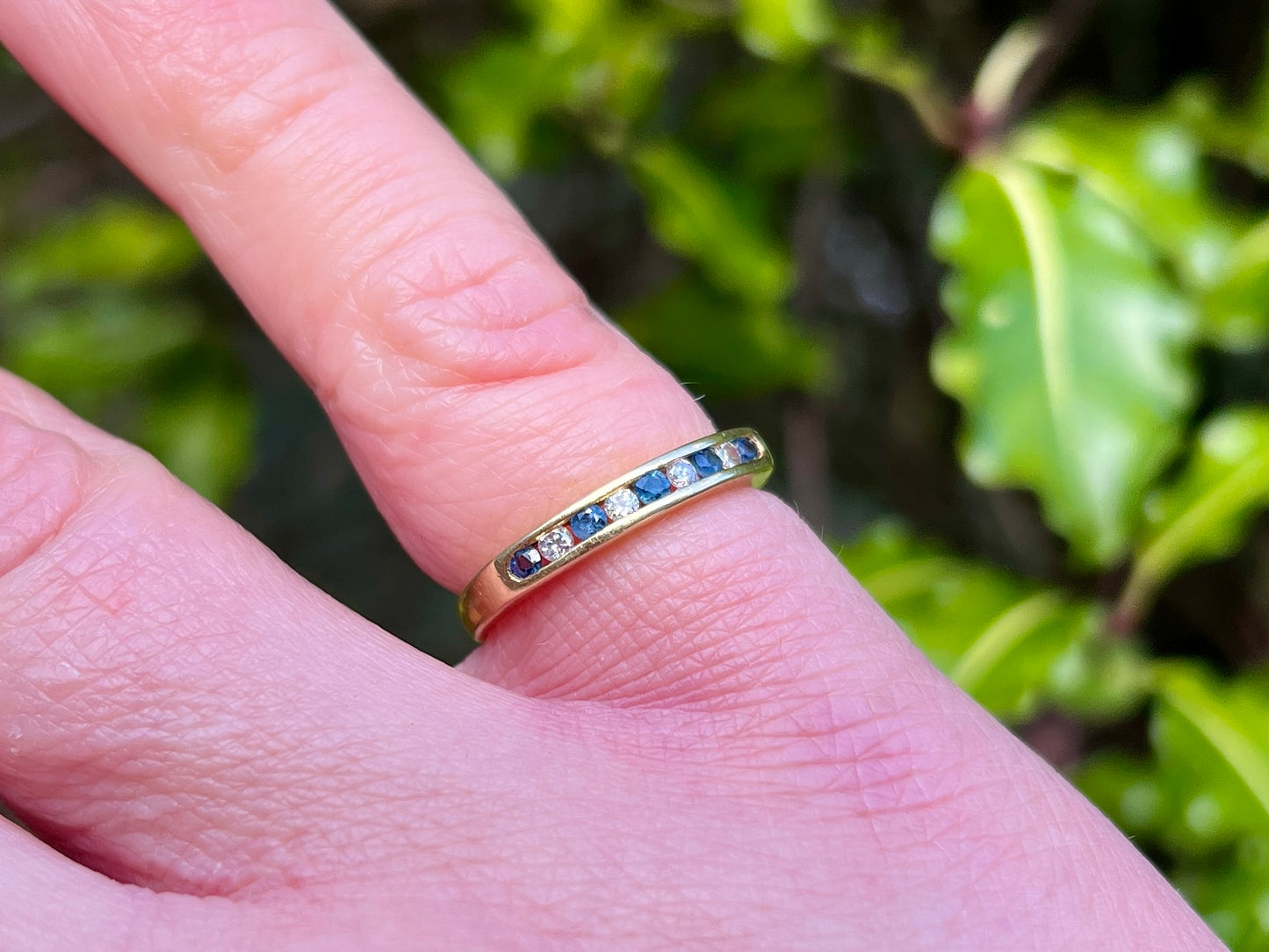 18ct Gold Sapphire & Diamond Ring