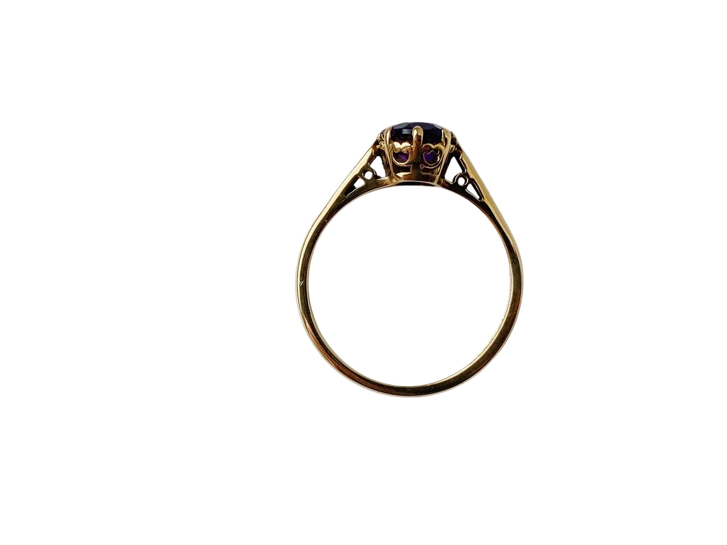 9ct Gold Amethyst Ring