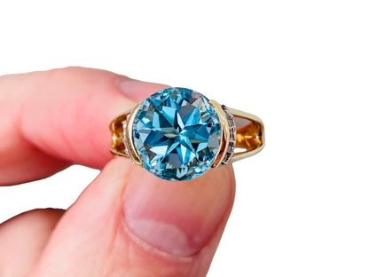 9ct Gold Topaz & Diamond Ring