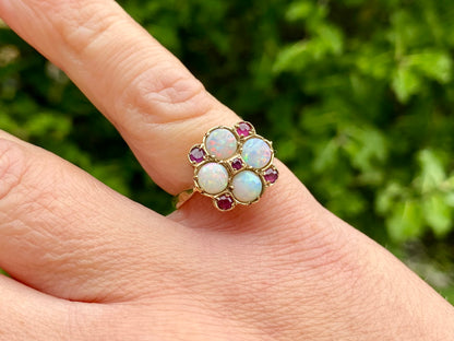 Vintage 9ct Gold Opal & Ruby Ring