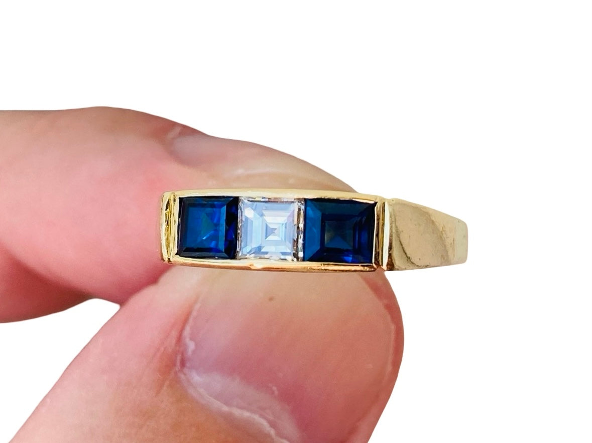 Vintage 18ct Gold Sapphire & Diamond Ring