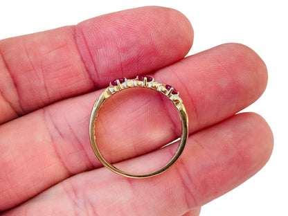 9ct Gold Ruby & Diamond Ring