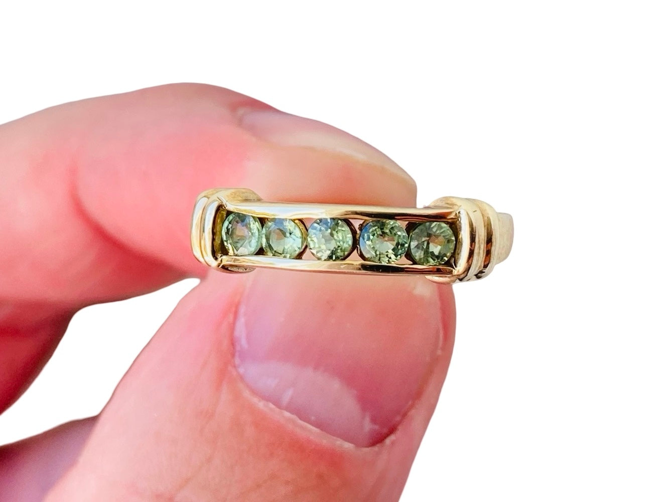 9ct Gold Green Sapphire Ring