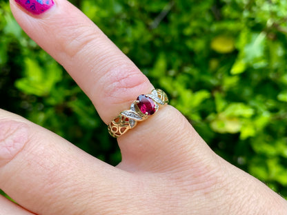 9ct Gold Rhodolite Garnet & Diamond Ring