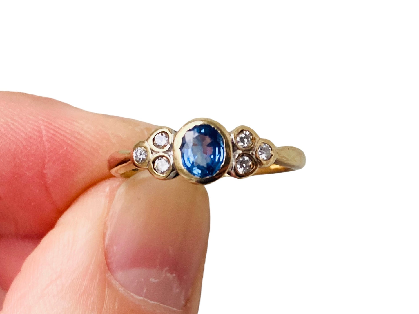 9ct Gold Sapphire & Diamond Ring