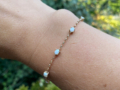 9ct Gold Opal Bracelet